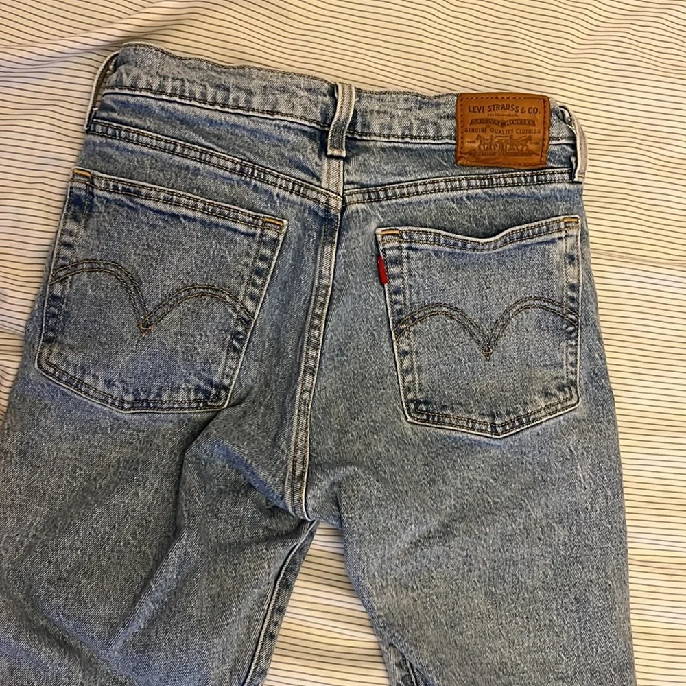 Levi’s wedgie fit size 26 - Picture 4 of 4